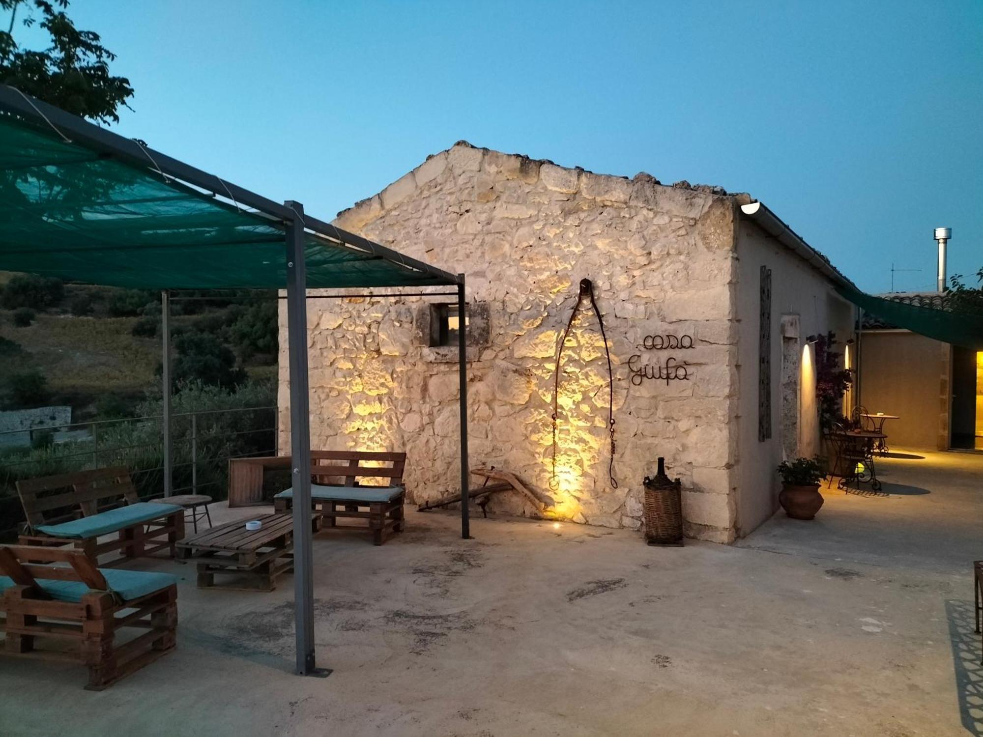 Casa Giufa B&B Chiaramonte Gulfi Exterior photo